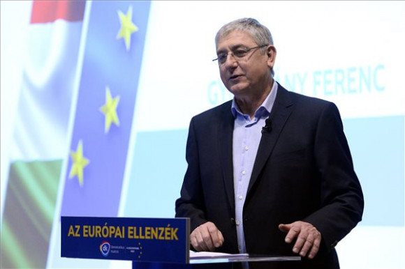 Gyurcsány Ferencnek le kellene mondania!