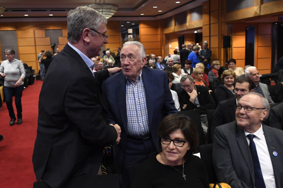 Gyurcsány úgy felkérdezte Karácsonyt, hogy az MSZP adja a másikat