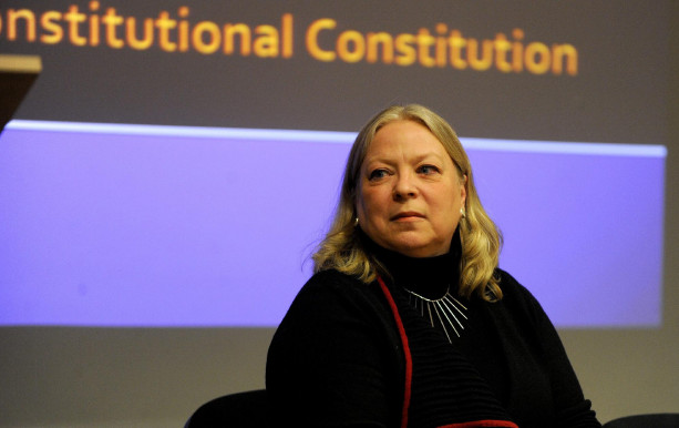 Kim Lane Scheppele: Mi ez, ha nem katonai diktatúra?