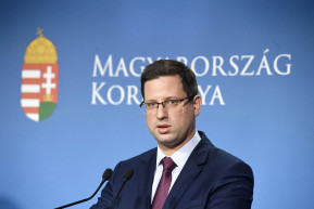 Gulyás Gergely: 3 millió beoltott után lehet újabb enyhítés