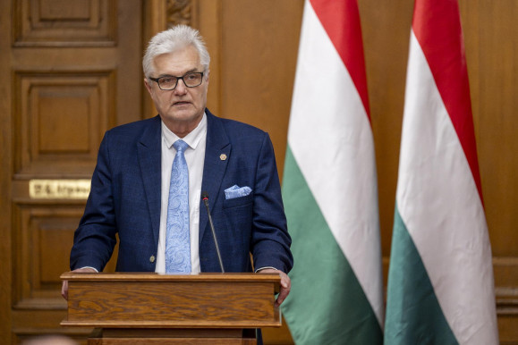 Kritikákkal szórta meg Lázárt a mérnöki kamara elnöke