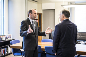 Orbán parkolópályán