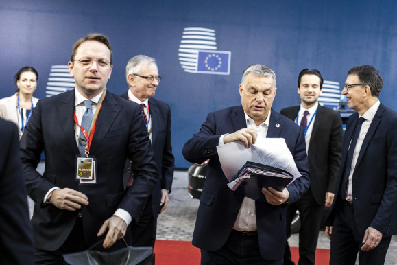 Orbán megzabolázásáról is szól az EU-csúcs