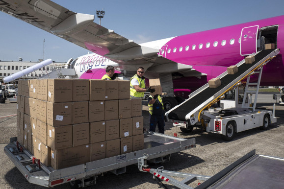 Hol van az a 150 millió maszk, amiről a kormánypropaganda szól?