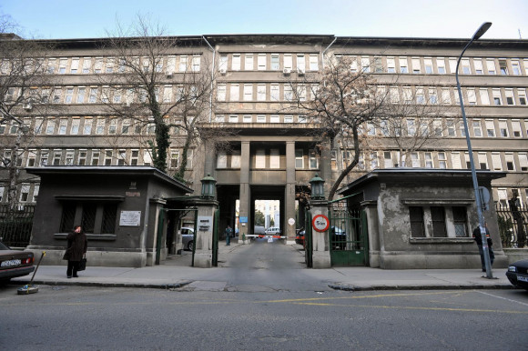 A Péterfy utcai kórház két főorvosát tartóztatták le vesztegetés miatt