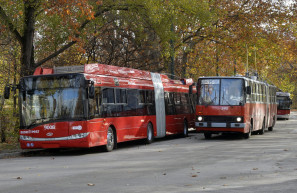 Erzsébetvárosban több utcában is fel lehet majd parkolni a járdára a trolik miatt