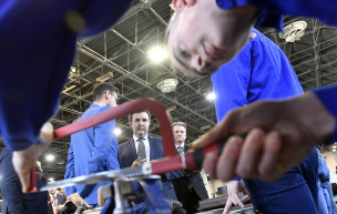 Egymásnak ugrasztaná a tanárokat a szakképzési törvény