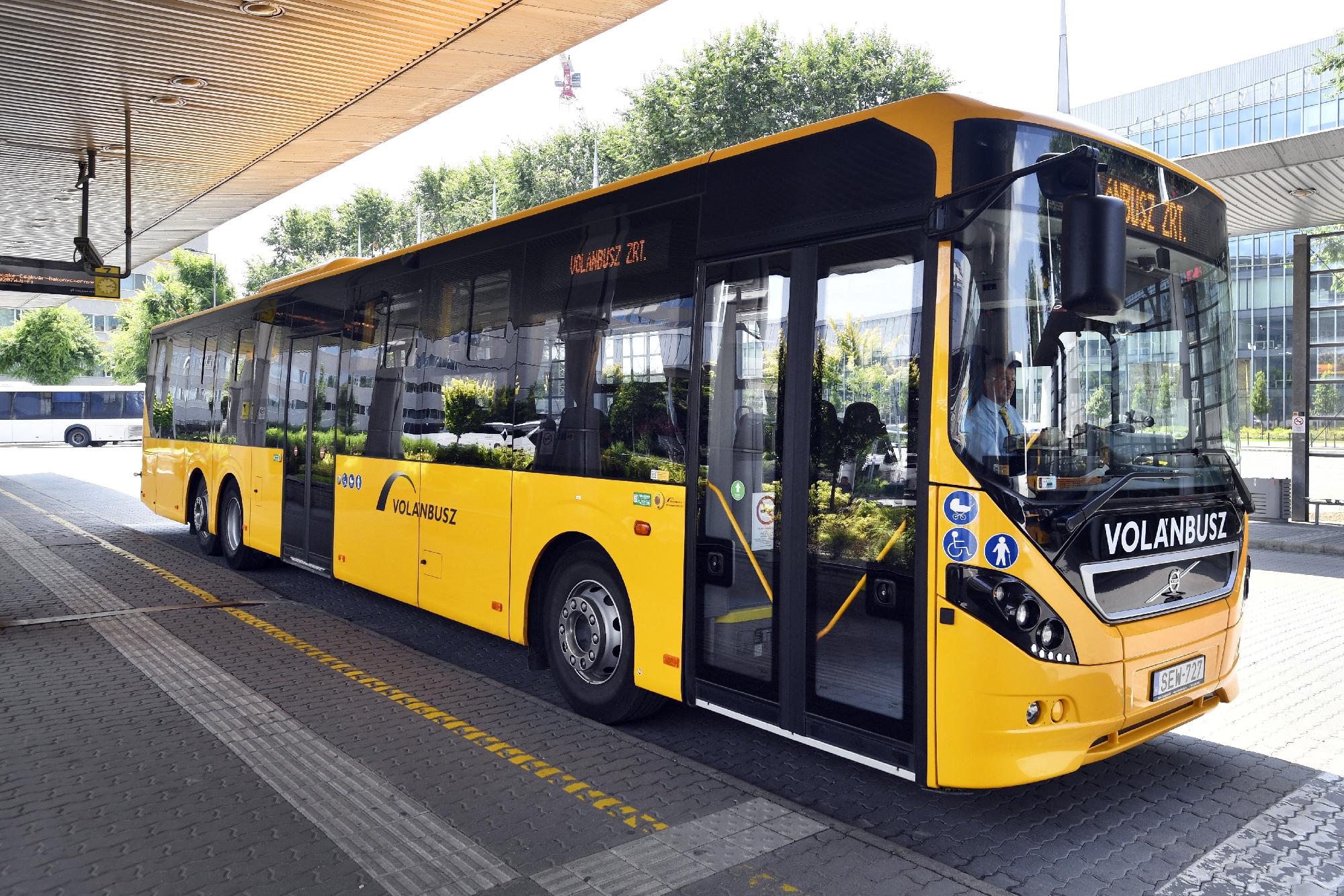 A következő hónapokban 503 új buszt állít forgalomba a Vol