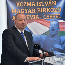 Németh Szilárd kávézni hívta Bödőcs Tibort