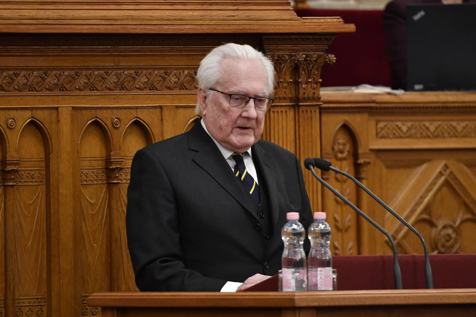 Róna: Sulyok saját elmondása szerint nem tesz semmit az Alaptörvényben előírt feladatköre ellátása érdekében