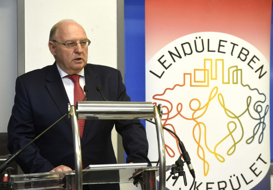 Tóth József: a polgárok a főnökeim