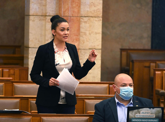 Paks 2: megbírságolták a Pénzügyminisztériumot