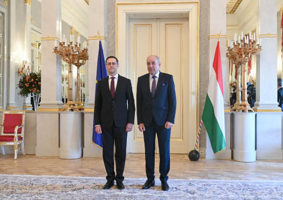 Kirúgta Matolcsy embereit Varga