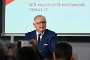 Magyar Péter elvárja, hogy a Mol ne fizesse ki a 25 milliárdos osztalékot az MCC-nek