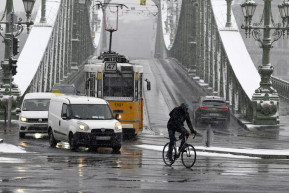 A BKK-járatok a legtöbb helyen rendben közlekednek, de késésekre kell számítani