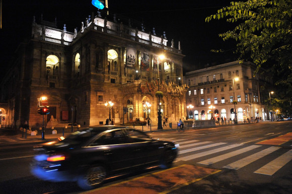 Bardóczi Sándor: Vége a műfű-korszaknak