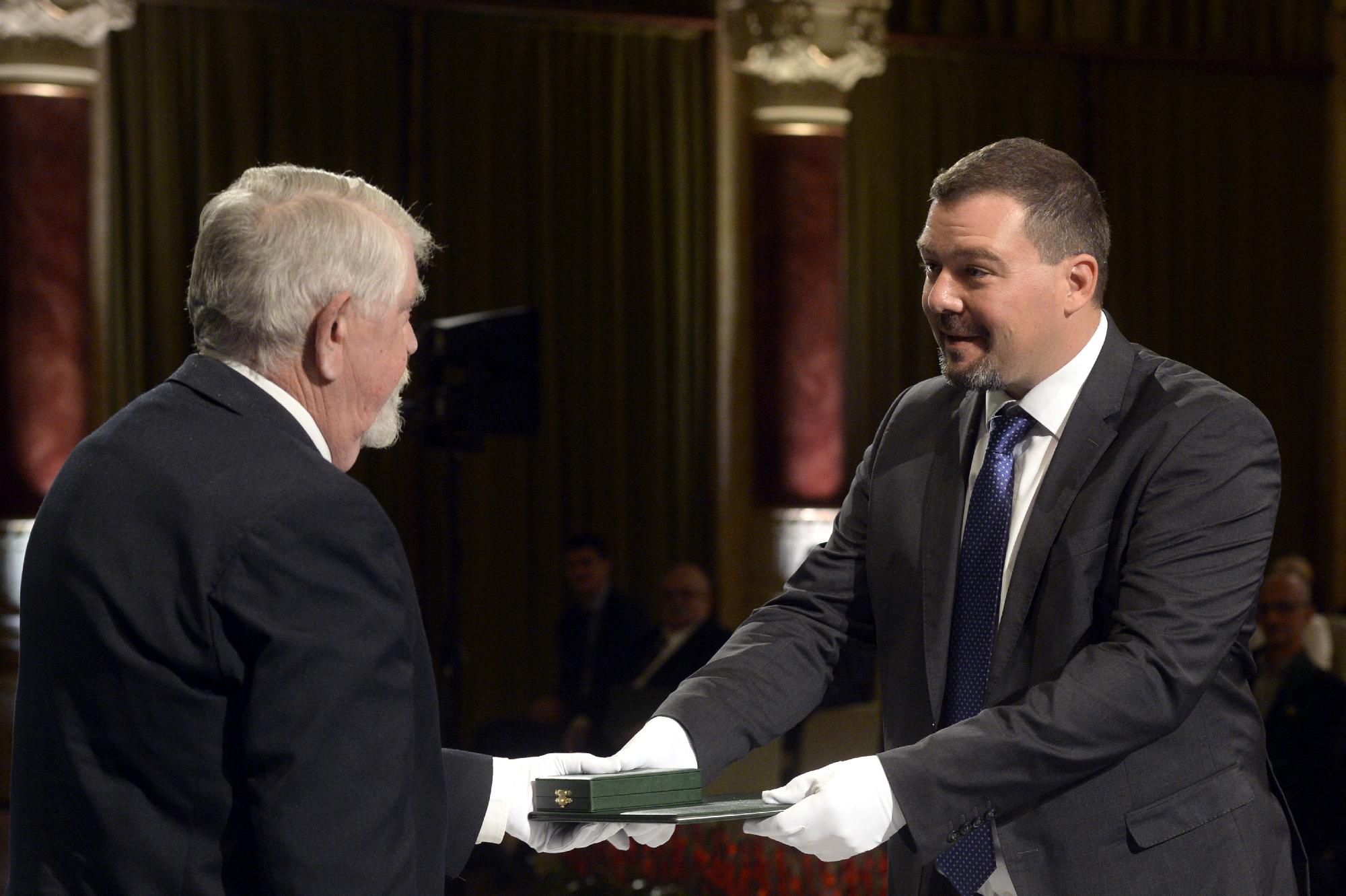 Augusztus 20. - Kitüntetéseket adott át az állami ünnep alk