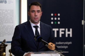 Kinevezte nemzetbiztonsági főtanácsadóját Orbán