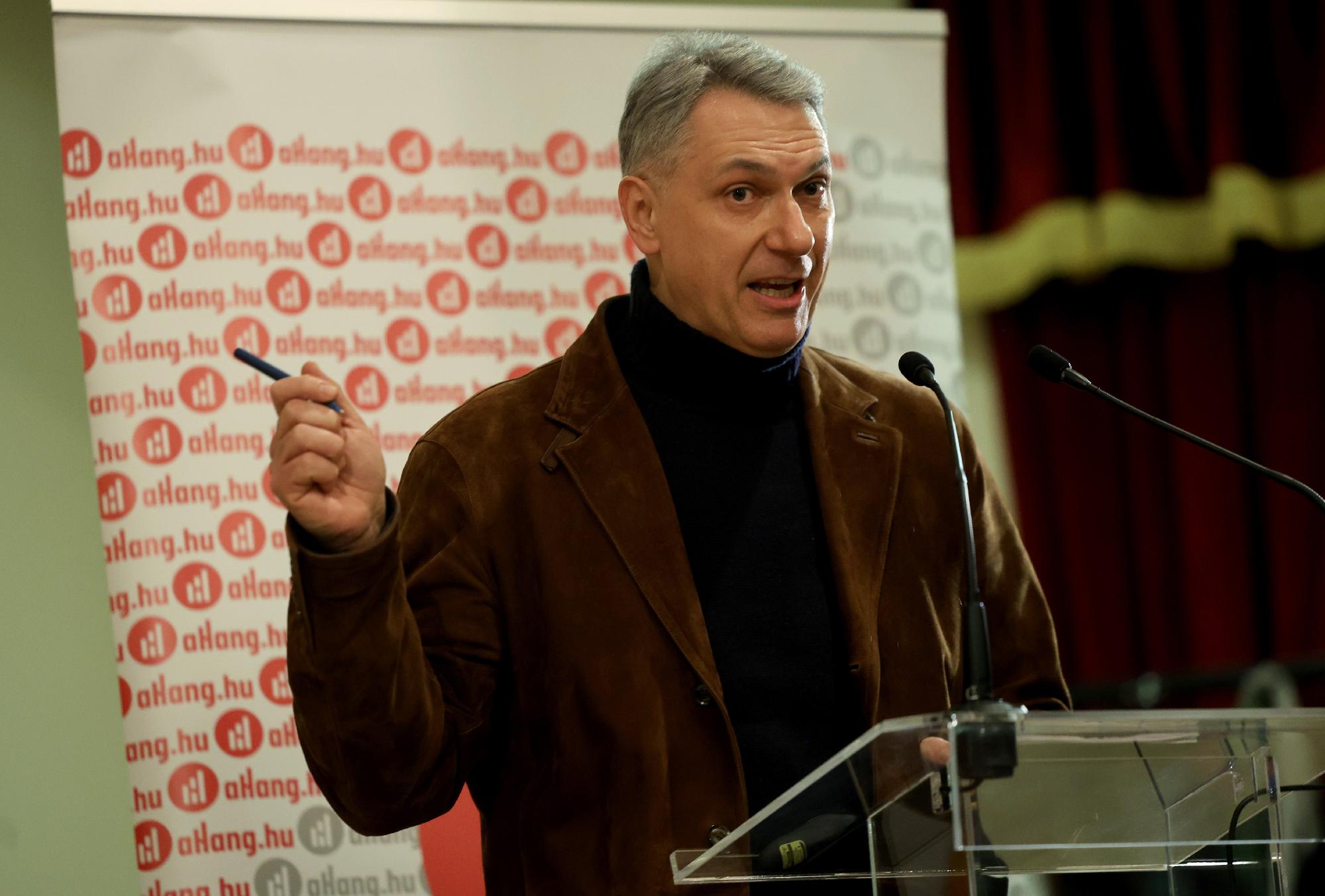 Lakossági fórum az M30-as autópálya helyreállításáról S