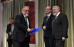 Amikor a NAT atyja dicsekszik azzal, hogy a gyerek nem számít