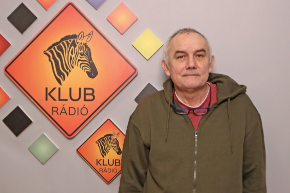 Egyszerre felnőtt és gyerek