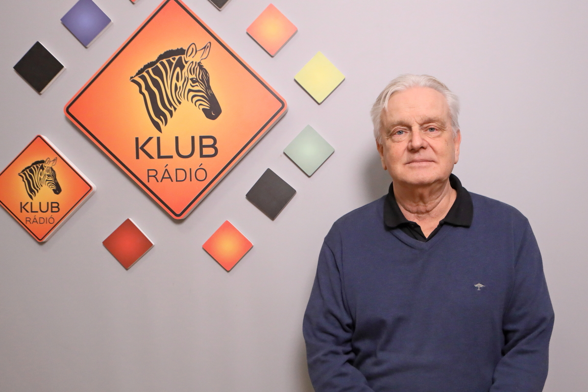  Dávid Ferenc közgazdász, a DK országgyűlési képviselője