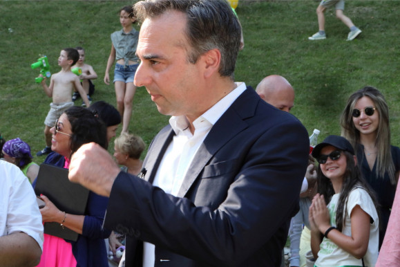 Újra ügyvédnek állt David Pressman