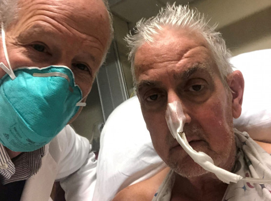 A világon elsőként ültettek sertésszívet emberbe. Az amerikai férfi jól van