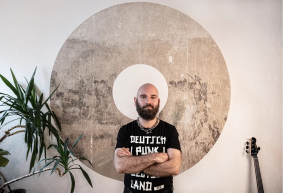 Dunajcsik Mátyás: Parádé