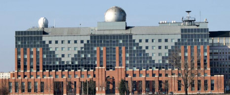 A kutatók akarata ellenére az ELTE-hez kerül a HUN-REN négy kutatóközpontja