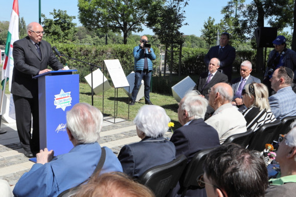 Történeti tudat nélkül nincs állampolgári tudatosságra nevelés