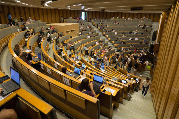 Hétfőre tovább nőtt az előválasztáson szavazók száma