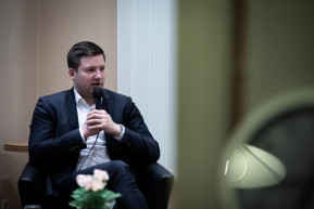 Több témával sem volt képben a kormányzati tájékoztatás szóvivője