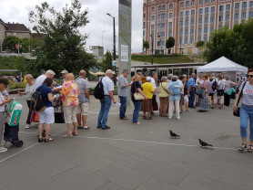 Fej-fej mellett Kálmán Olga és Karácsony Gergely