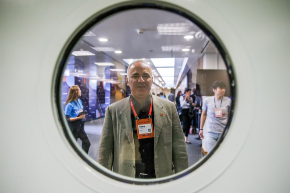 Terroristának nyilvánították Moszkvában Kaszparovot