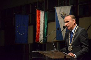 Az önkormányzatok kezdenek 