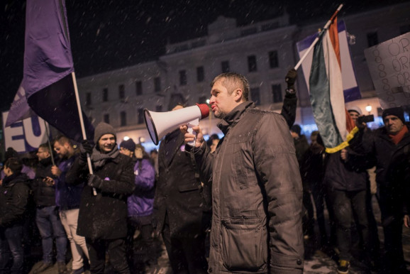 Hadházy: Nem tüntettünk még eleget!