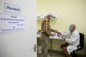 MOK: A kormány átgondolatlan döntései miatt tiltakozunk