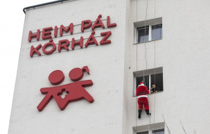 Leköptek egy orvost és rátámadtak a személyzetre a gyermekkórházban