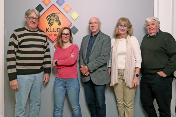 Megfertőzi a választókat a kormány MI-hirdetéseinek dömpingje? Hetes ajánló