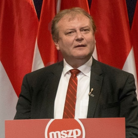 Hiller: a kormány beismerte, hogy nem mérte fel a következményeket