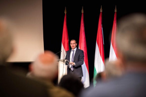 Hollik: Még öt hónapig jöhet a szennyvíziszap