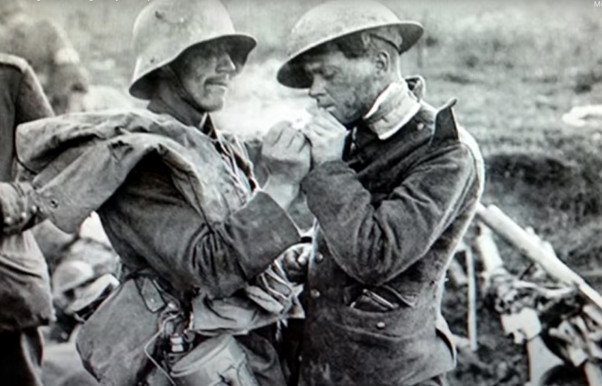 November 11.: Az I. Világháború végének emléknapja, Szinglik napja és A katonai felderítők napja