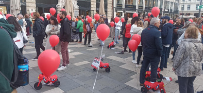 A Hamász túszainak szabadon bocsátásáért tartottak néma demonstrációt Budapesten
