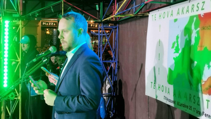 Daniel Freund: A zsarnokot el kell űzni és az uniós pénzektől megfosztani!