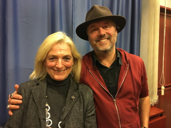 Vár állott, most kőhalom?