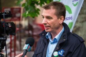 Jávor Benedek: Segítséget adhat az Unió, de nem mentheti meg Budapestet az Orbán-kormánytól