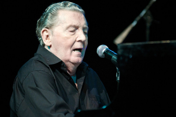 Meghalt Jerry Lee Lewis