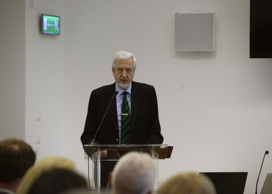 Jeszenszky: Ha Oroszország békéről akarna tárgyalni, beszüntetné a barbár támadásokat