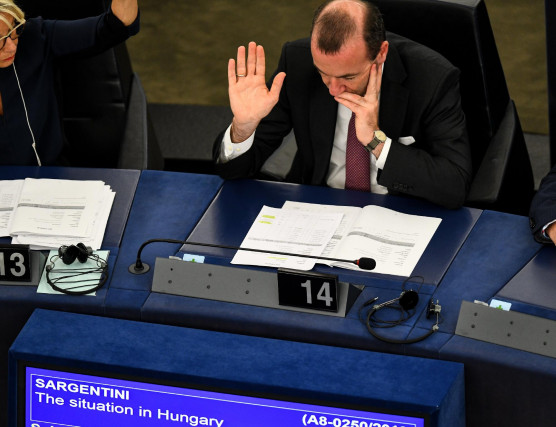 Vége lehet a centrista együttműködésnek? A Néppárt 